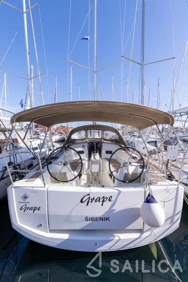 Sun Odyssey 349 - Yacht Charter Sailica