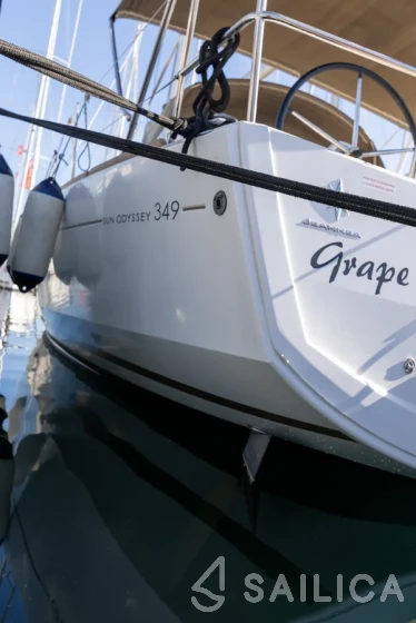 Sun Odyssey 349 - Yacht Charter Sailica