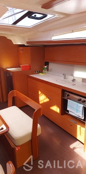 Dufour 430 Grand Large - Yacht Charter Sailica