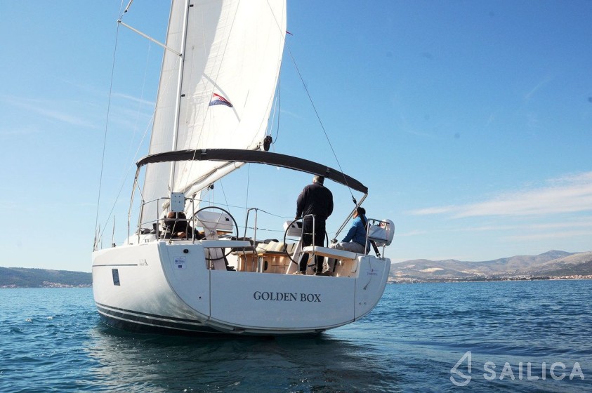 Hanse 508 - Yacht Charter Sailica