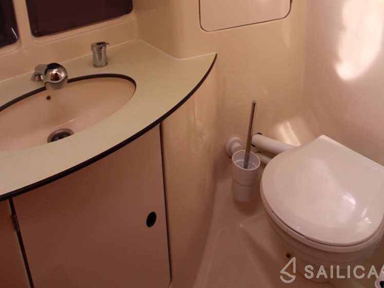 Gib Sea 43 - Yacht Charter Sailica