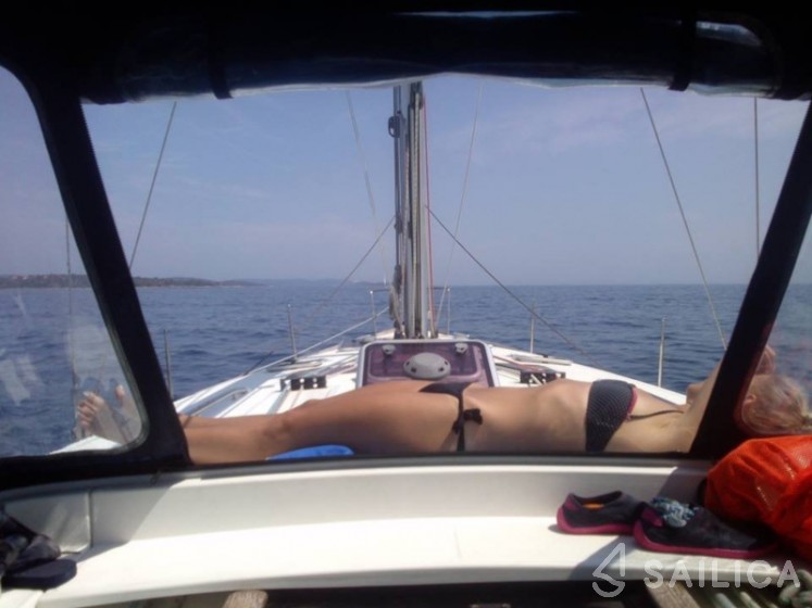 Oceanis 50 Family - Yacht Charter Sailica