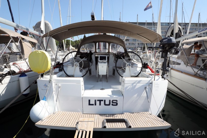 Sun Odyssey 349 - Yacht Charter Sailica
