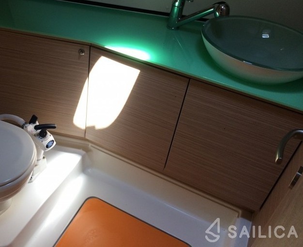 D&D Kufner 54 - Yacht Charter Sailica