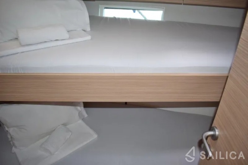 D&D Kufner 54 - Yacht Charter Sailica