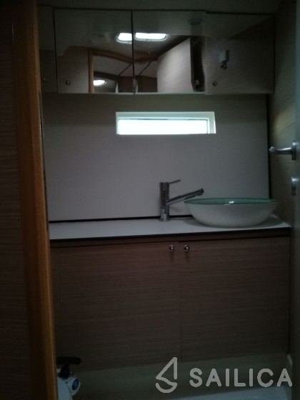 D&D Kufner 54 - Yacht Charter Sailica