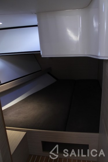 D&D Kufner 54 - Yacht Charter Sailica