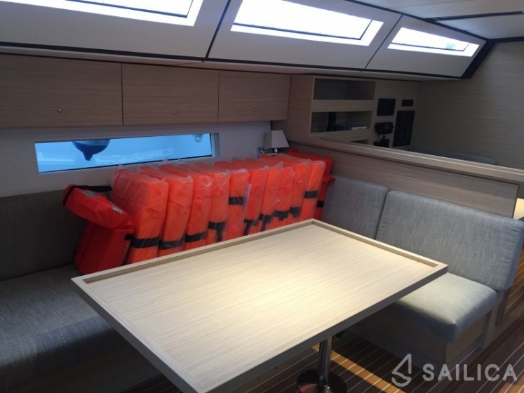 D&D Kufner 54 - Yacht Charter Sailica