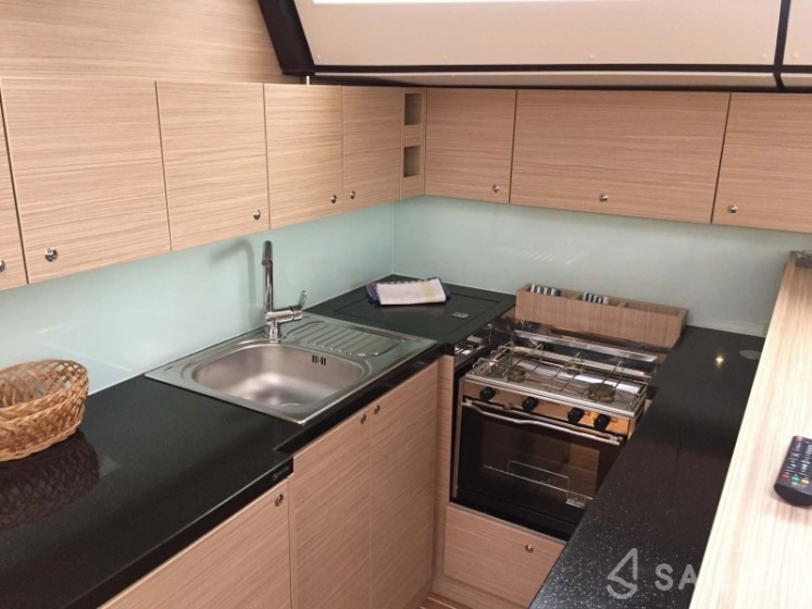 D&D Kufner 54 - Yacht Charter Sailica