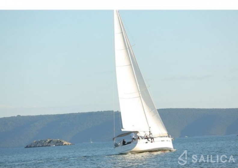 D&D Kufner 54 - Yacht Charter Sailica
