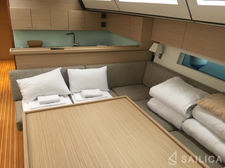 D&D Kufner 54 - Yacht Charter Sailica