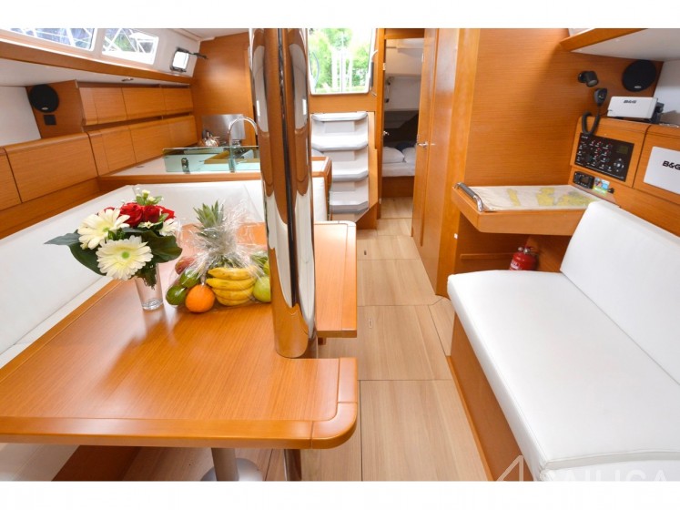 Sun Odyssey 389 - Yacht Charter Sailica