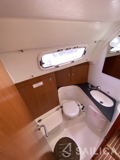 Bavaria 51 Cruiser - Yacht Charter Sailica