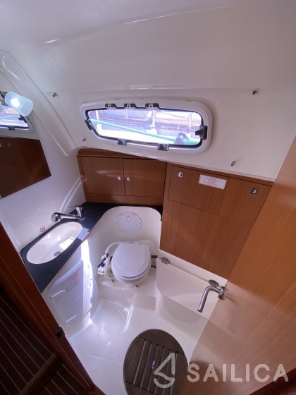 Bavaria 51 Cruiser - Yacht Charter Sailica