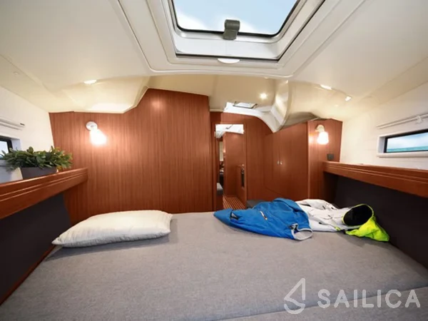 Bavaria 41 Cruiser - Yacht Charter Sailica