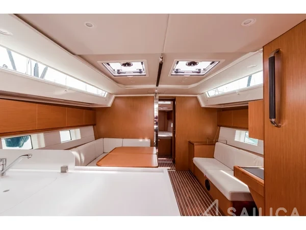 Bavaria C45 - Yacht Charter Sailica