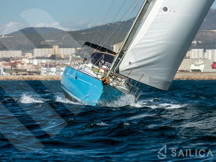 Oceanis 41.1 - Yacht Charter Sailica