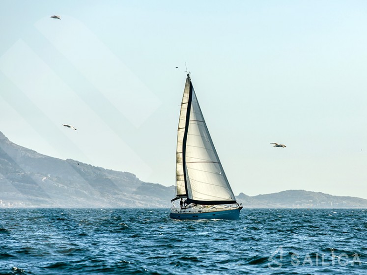 Oceanis 41.1 - Yacht Charter Sailica