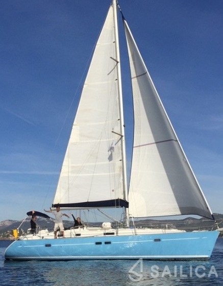 Oceanis 41.1 - Yacht Charter Sailica
