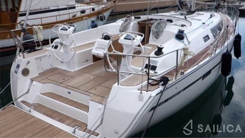 Bavaria Cruiser 46 - 4 cab. - Yacht Charter Sailica