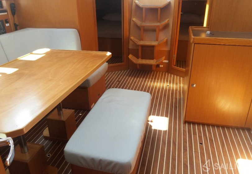 Bavaria Cruiser 46 - 4 cab. - Yacht Charter Sailica