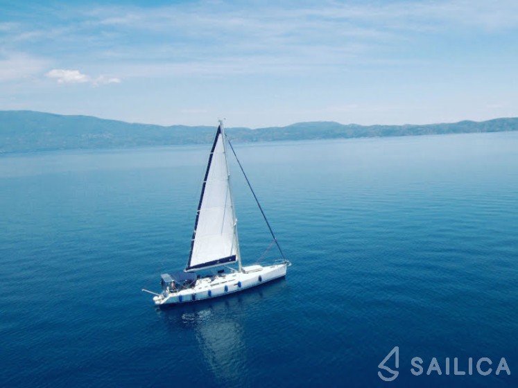 Sun Odyssey 49i - Yacht Charter Sailica