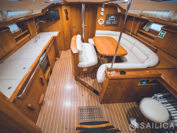 Sun Odyssey 49i - Yacht Charter Sailica