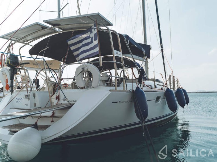 Sun Odyssey 49i - Yacht Charter Sailica