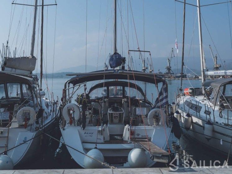 Sun Odyssey 49i - Yacht Charter Sailica