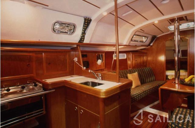 Beneteau 331 - Yacht Charter Sailica