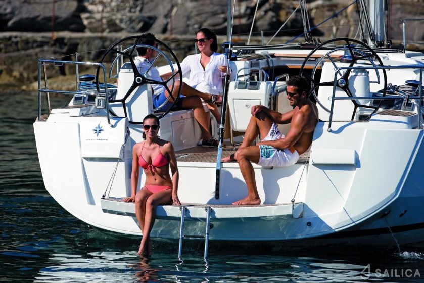 Sun Odyssey 519 - Yacht Charter Sailica