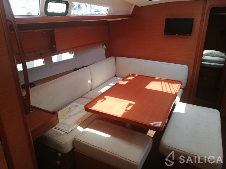 Dufour 460 GL - Yacht Charter Sailica
