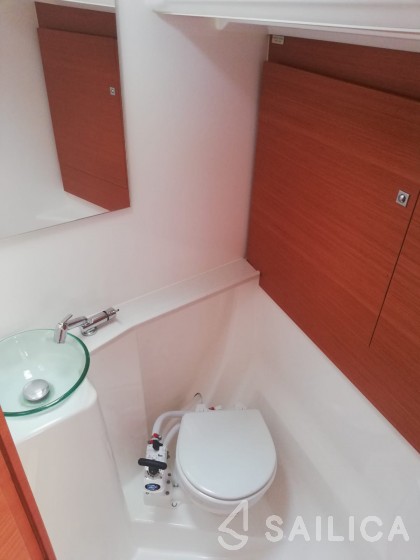 Dufour 460 GL - Yacht Charter Sailica