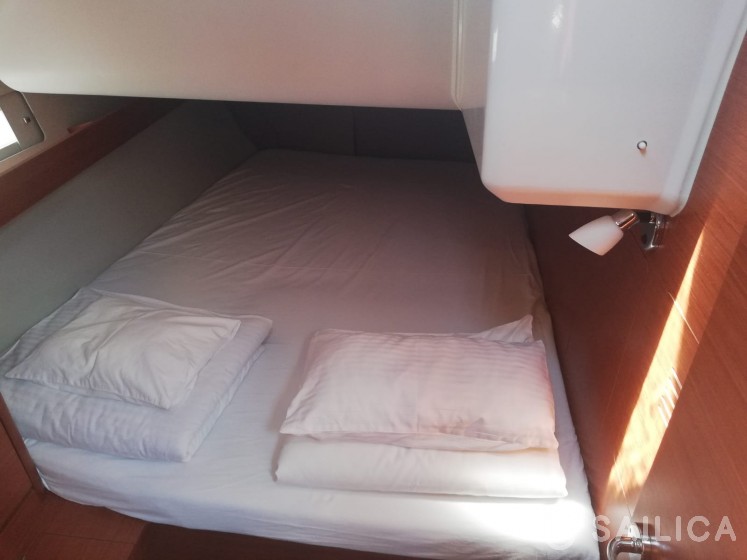 Dufour 460 GL - Yacht Charter Sailica