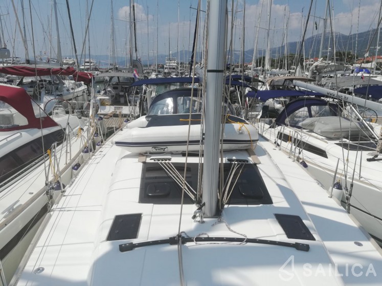 Dufour 460 GL - Yacht Charter Sailica