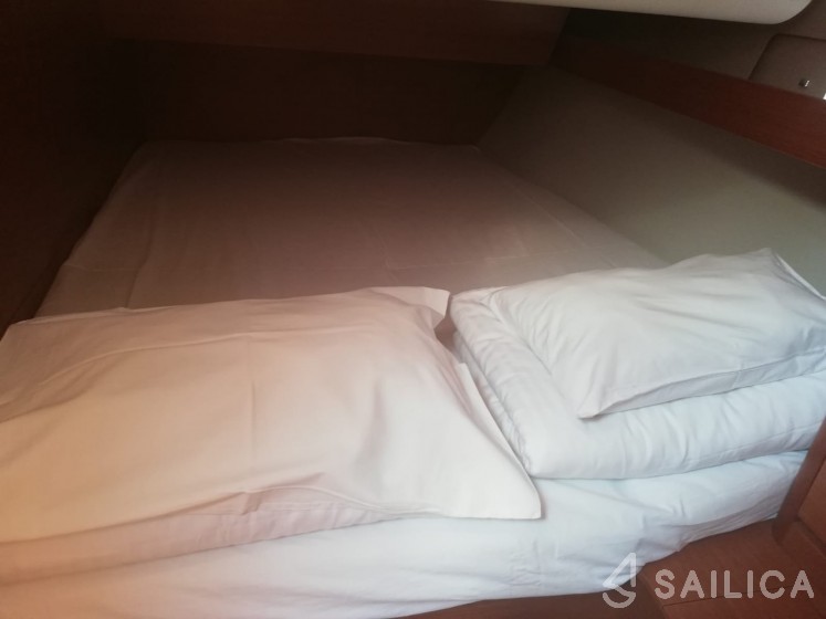 Dufour 460 GL - Yacht Charter Sailica