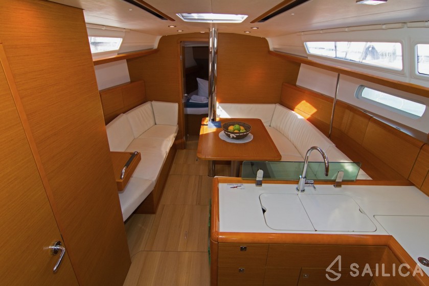 Sun Odyssey 389 - Yacht Charter Sailica