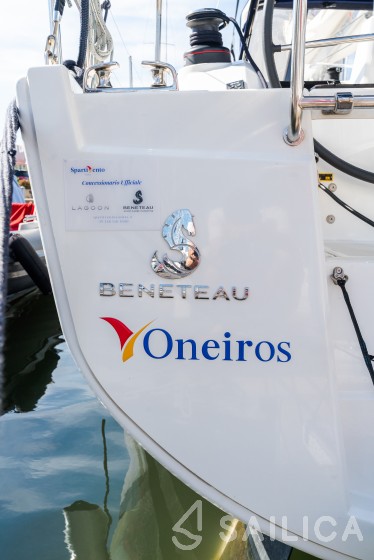 Oceanis 40.1 - Yacht Charter Sailica
