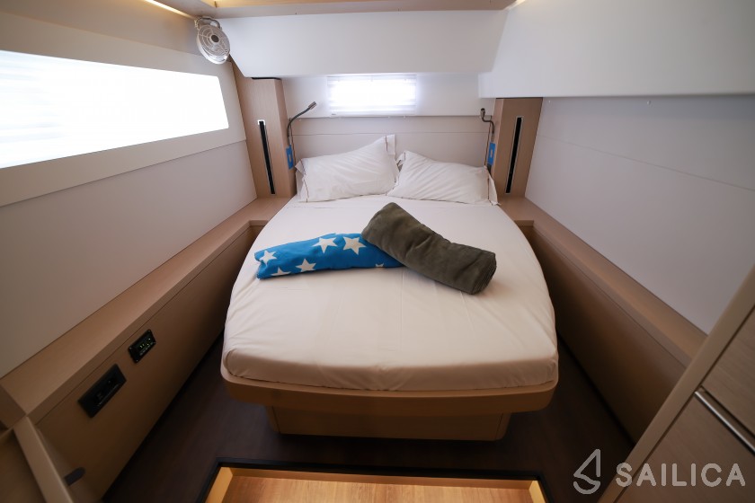 Lagoon 46  - Yacht Charter Sailica