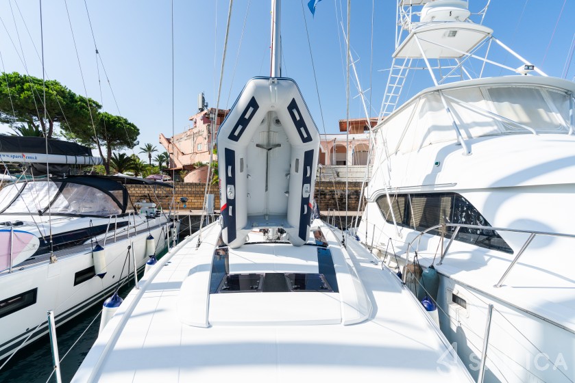 Oceanis 51.1 - Yacht Charter Sailica
