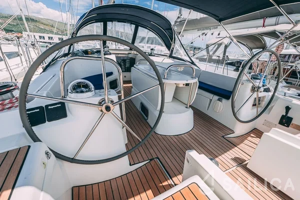 Sun Odyssey 49i - Yacht Charter Sailica