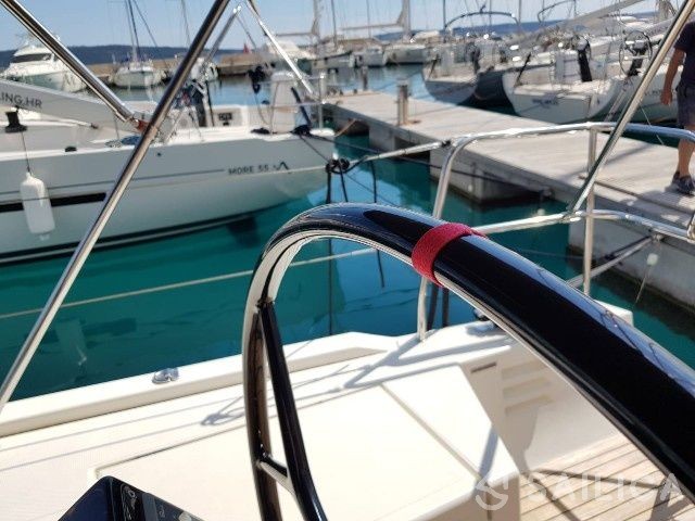 More 55 - Yacht Charter Sailica