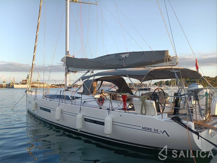 More 55 - Yacht Charter Sailica