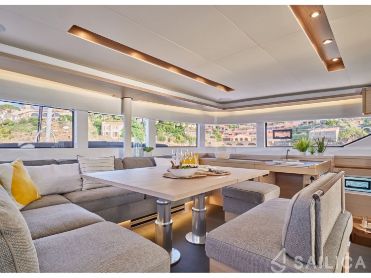 Lagoon 51 - Yacht Charter Sailica