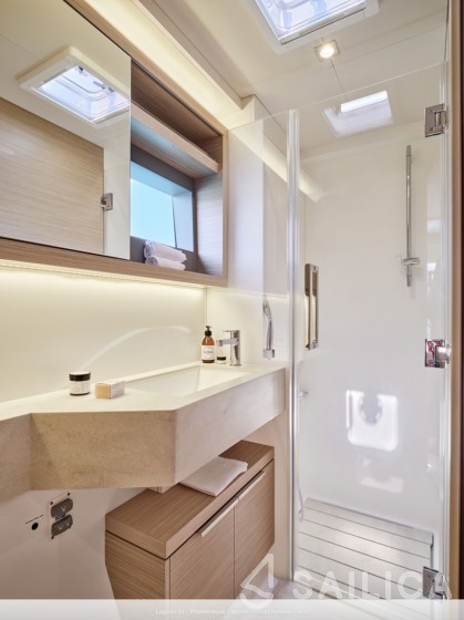 Lagoon 51 - Yacht Charter Sailica