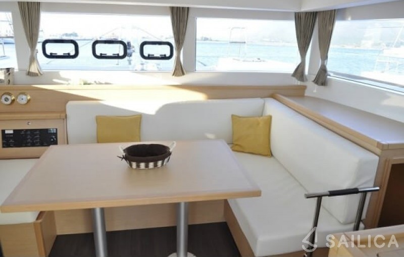 Lagoon 39 - Yacht Charter Sailica
