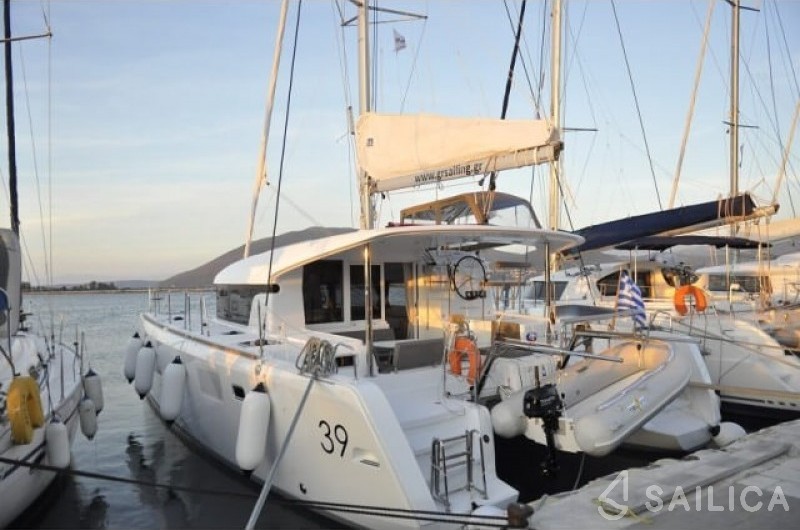 Lagoon 39 - Yacht Charter Sailica