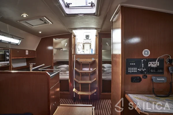 Bavaria 36 Cruiser - Yacht Charter Sailica