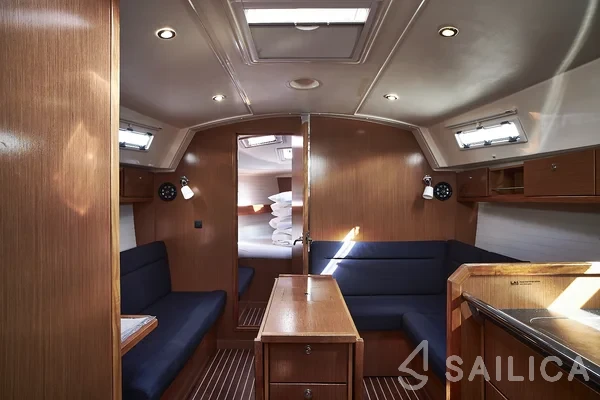 Bavaria 36 Cruiser - Yacht Charter Sailica