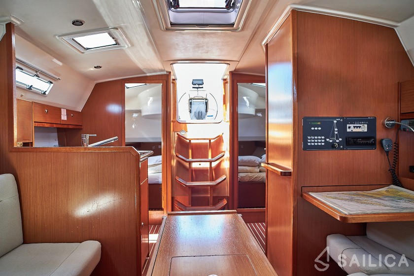 Bavaria 36 Cruiser - Yacht Charter Sailica